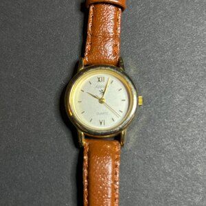 VTG Appolo #079496 Ladies Gold Tone Brown Leather Band Quartz Swiss Parts Watch
